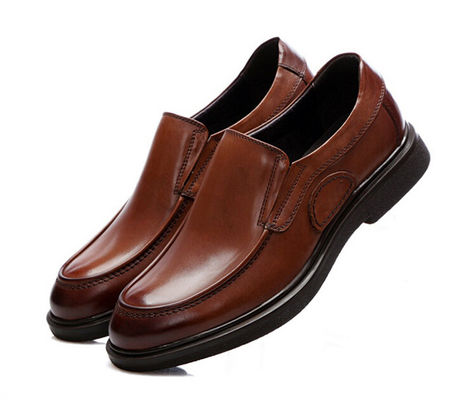 Business zachte zool formele schoenen, Slip On Mens Bruine lederen rijschoenen