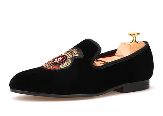 Logo Geborduurde fluwelen loafers Royal Style Luxe Fluwelen slippers voor mannen
