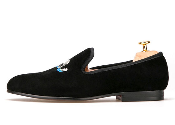 Casual Slippers Mensen Fluwelen Loafers Met Custom Skull Embroidery Decoratie