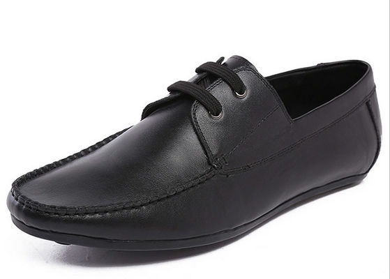 Witte koeienleer, zakelijke schoenen, originele design, moderne mannen slip-on loafers.