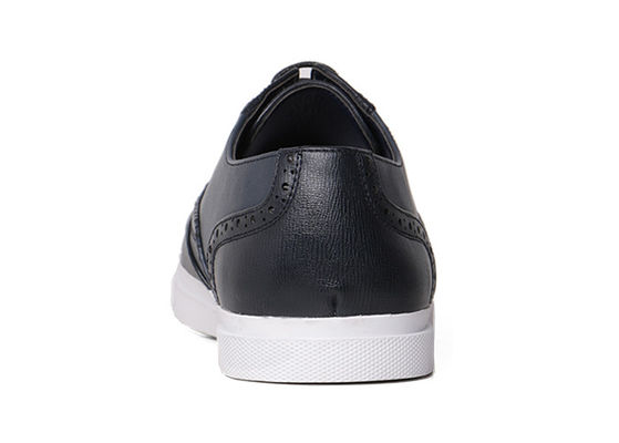 Comfortabele Mans Lace Up Sneakers Zwarte PU Lacing Mensen Schoenen Lederen Brogue Sneakers