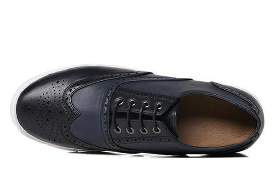 Comfortabele Mans Lace Up Sneakers Zwarte PU Lacing Mensen Schoenen Lederen Brogue Sneakers