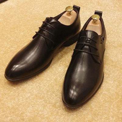 Italiaanse echte leren mannen schoenen voor bruiloft, zwarte formele schoenen met veters