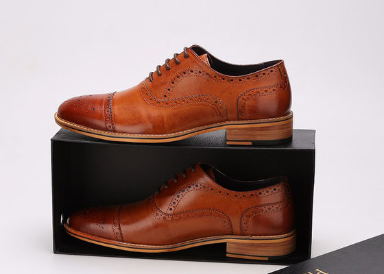 Britse stijl handgemaakte mannenjurk schoenen Echt leer Oxford Brogues Formele schoenen