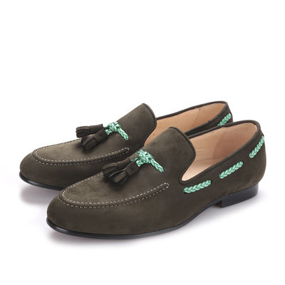 Handgemaakte mannen fluweelloafers Echt leer Britse stijl mannen schoenen voor het huwelijk