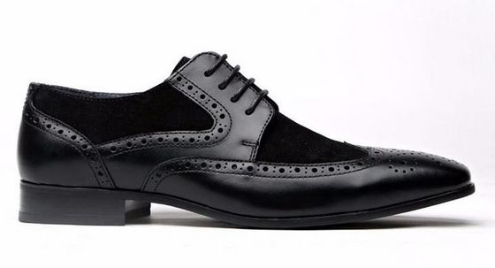 Hoogklasse koeienleer mannen puntige tenen jurk schoenen mode brogue schoenen voor mannen