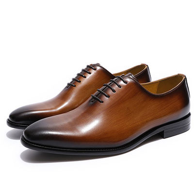 Echte lederen herenschoenen Italiaanse stijlvolle zwarte / bruine zakelijke schoenen