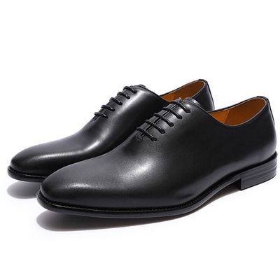 Echte lederen herenschoenen Italiaanse stijlvolle zwarte / bruine zakelijke schoenen