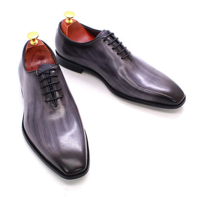 Echte lederen herenschoenen Italiaanse stijlvolle zwarte / bruine zakelijke schoenen