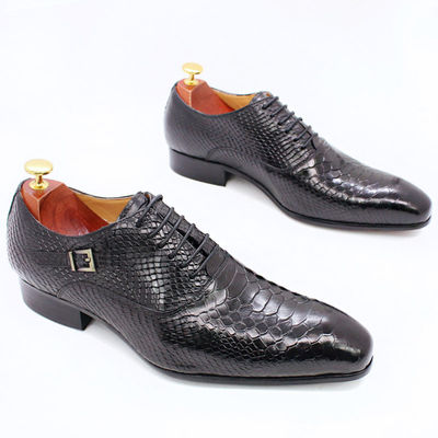 Mensen Patent Lederschoenen met lage hakken Mensen Puntige Toe Dress Shoes Met Fals Snake Pattern