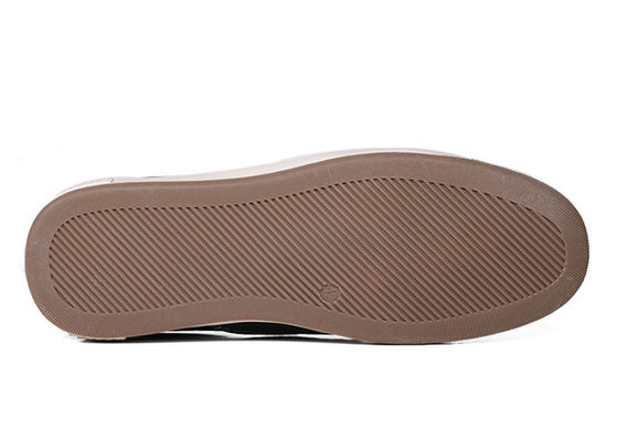 Klassieke stijlvolle schoenen, sportschoenen.