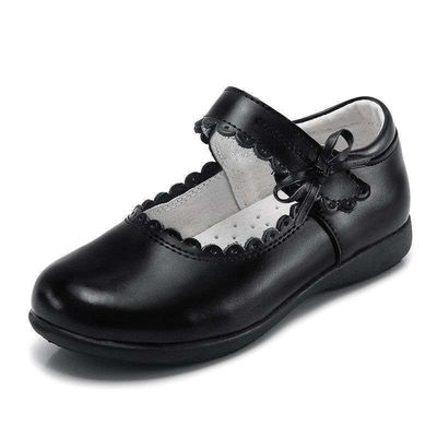 26-45 Zwarte schoolschoenen van leer met een sluiting met kanten
