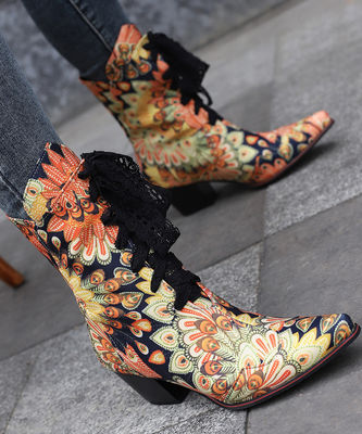 Zwarte vrouwelijke schoenen voor je stijl