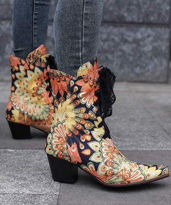 Zwarte vrouwelijke schoenen voor je stijl
