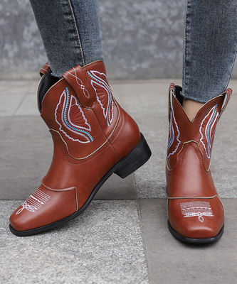 Western Cowgirl Nieuwste modetrends met dameslederen laarzen en modieus