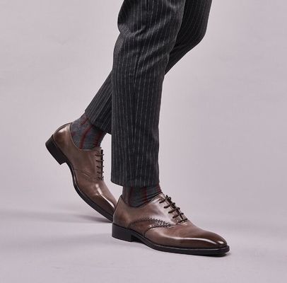 Mode mannen Formele jurk schoenen Echt leer mannen Zwarte kant op jurk schoenen