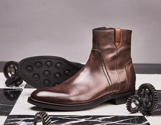 Britse gesneden vrijetijdsboots voor mannen enkelschoenen met puntige tenen Brogue-stijl Chelsea-schoenen