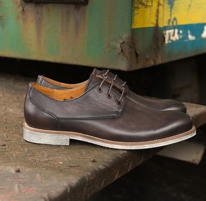 Comfortabele sportschoenen, schoenen voor de winter.