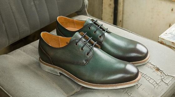 Comfortabele sportschoenen, schoenen voor de winter.