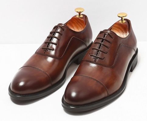 Plain Toe Mens Bruin Lace Up Dress Schoenen maat op maat met Waxy Leather Finish