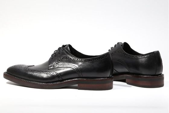 Derby stijl mannen bruin kant op schoenen platte mannen geweven leer slip op schoenen