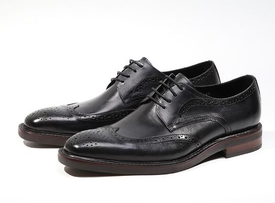 Derby stijl mannen bruin kant op schoenen platte mannen geweven leer slip op schoenen