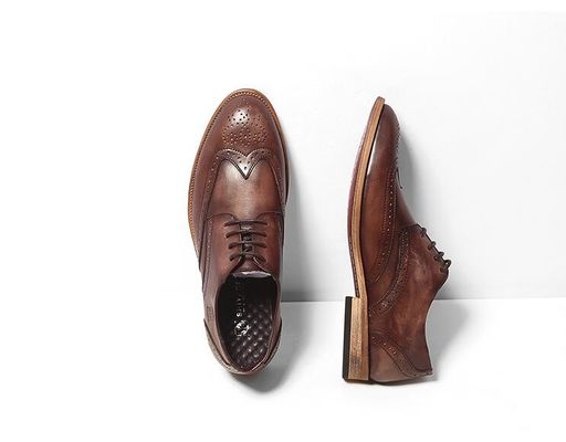 Echte lederen, zwarte Oxford schoenen, klassieke vintage schoenen.