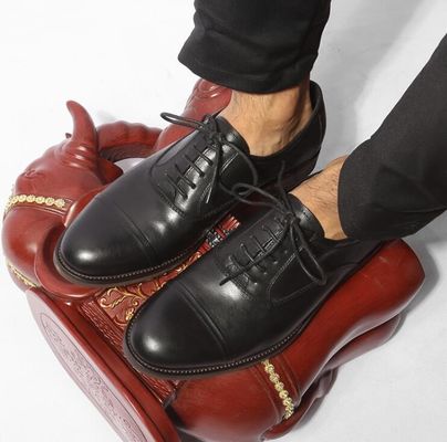 Echte lederen mannen schoenen met comfortabele puntige tenen