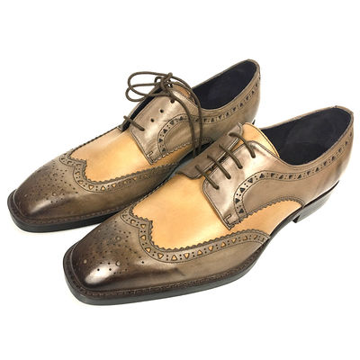 Mensen dubbele monnikskleding schoenen brogue detail in wassig leer afwerking