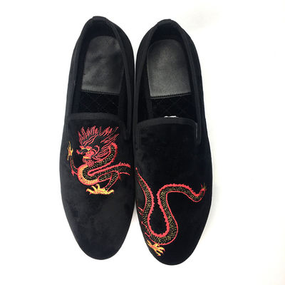 Slip On Mens Zwarte Suede Tassel Loafers Met Rood Lederen