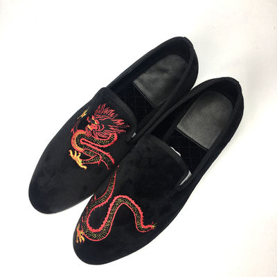 Slip On Mens Zwarte Suede Tassel Loafers Met Rood Lederen
