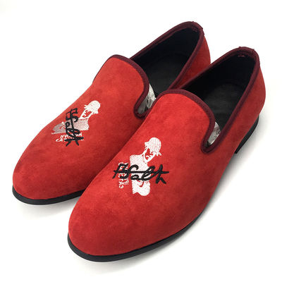Red Mens Velvet Loafers Skull Style Custom Mens Flat Casual Shoes Sample beschikbaar