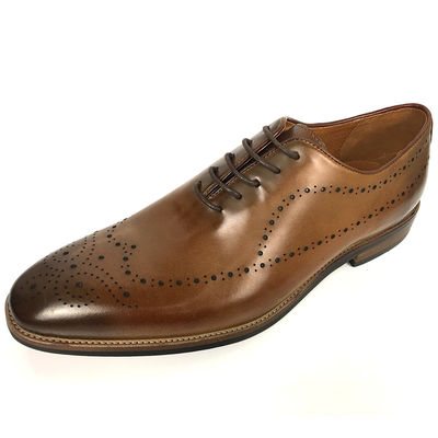 Engelse stijl mode mannen kantoor formele leren brogue schoenen met grote maat