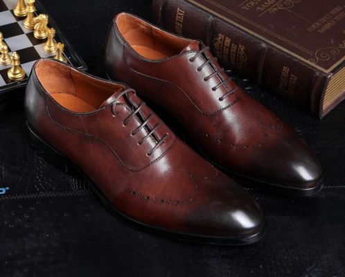 Mode mannen formele jurk schoenen, Brogue verborgen hoge hakken lederen schoenen voor mannen