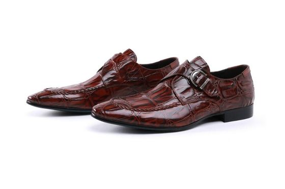 Handgemaakte heldere lederen schoenen formele bruine zakelijke schoenen voor avondfeestjes