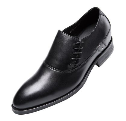 Echte lederen mannen schoenen voor kantoor, feest, dans, bruiloft.