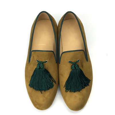 Geel Mens Fluweel Loafers Schoenen Op maat gemaakte Puntige Toe Ledeloafers