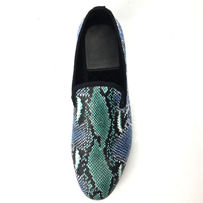 Elegant ontwerp slangenscherm mannenloafers wear resistent mens lederen rijschoenen