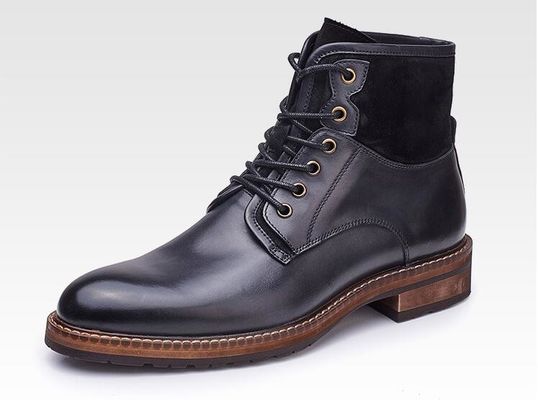Comfortabele mannen leer jurk laarzen zachte koffie en blauwe vintage schoenen