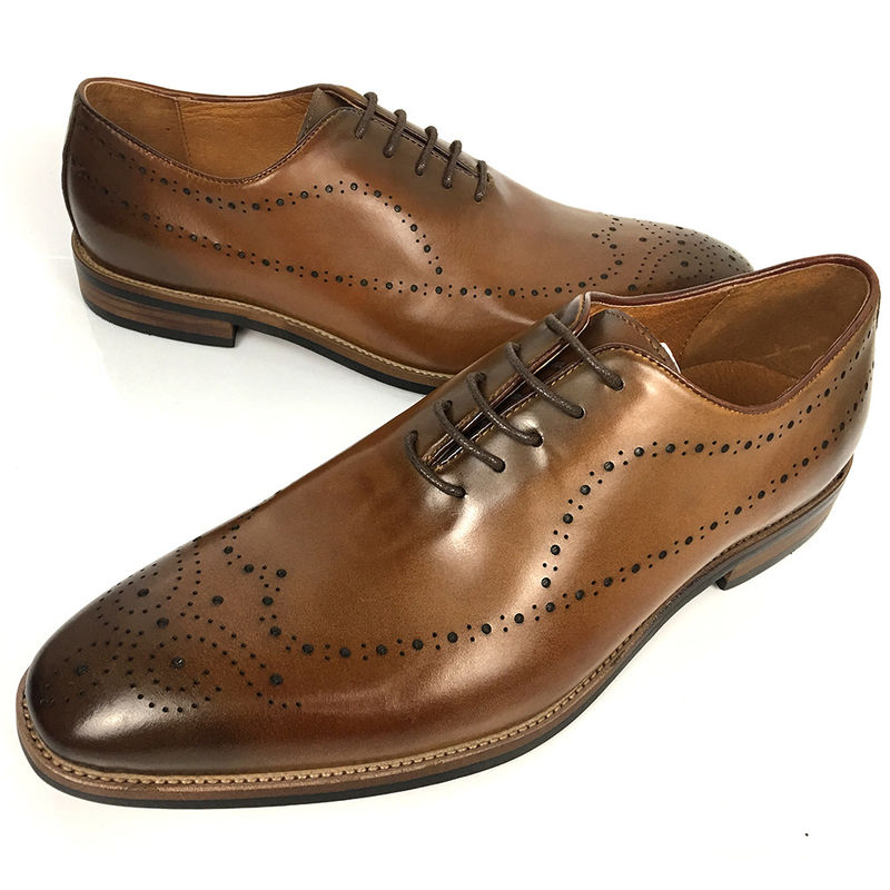 Engelse stijl mode mannen kantoor formele leren brogue schoenen met grote maat