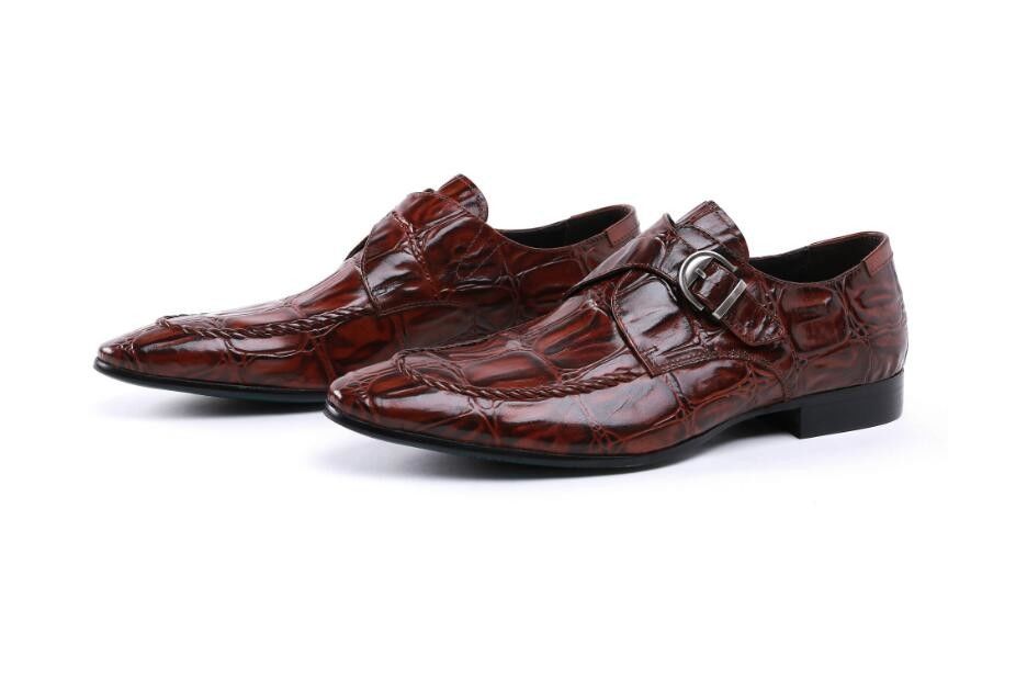 Handgemaakte heldere lederen schoenen formele bruine zakelijke schoenen voor avondfeestjes